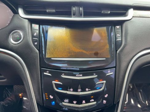 Used 2013 Cadillac XTS Premium FWD image 25