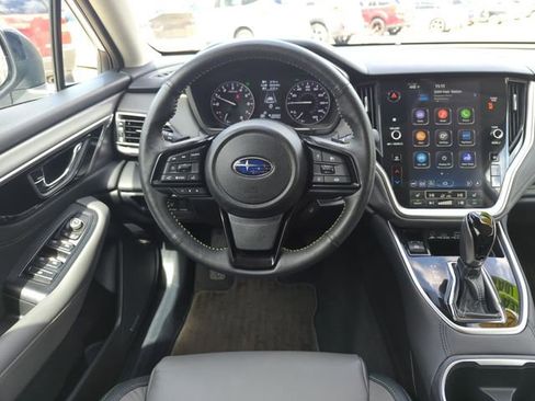 Used 2025 Subaru Outback Onyx Edition AWD/4WD image 16