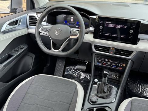 New 2026 Volkswagen Taos SE AWD/4WD image 14