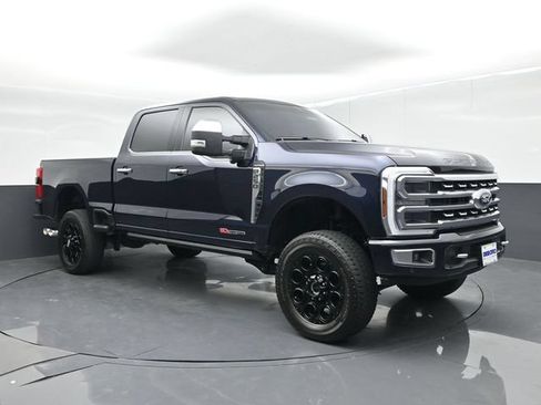 Used 2024 Ford F250 Platinum AWD/4WD image 2