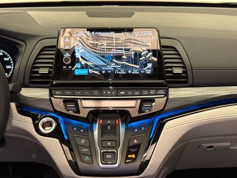 New 2026 Honda Odyssey Elite image 15