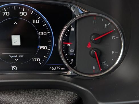 Used 2023 GMC Acadia Denali w/ Denali Technology Package image 11