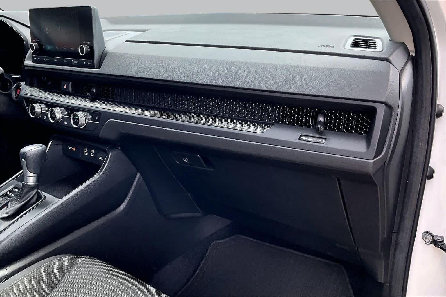 Used 2024 Honda CR-V EX image 19