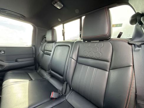 Used 2023 Nissan Frontier PRO-4X w/ Pro-4X Premium Package AWD/4WD image 22