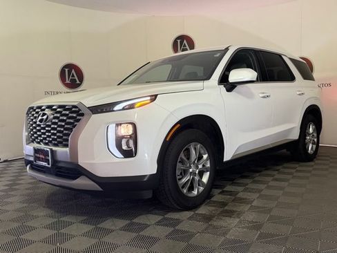 Used 2020 Hyundai Palisade SE AWD/4WD image 2