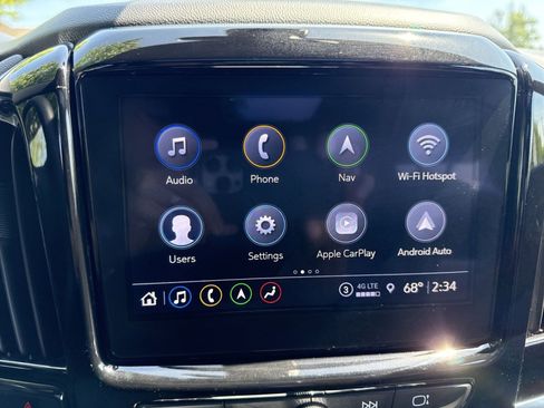 Used 2022 Chevrolet Traverse Premier w/ Redline Edition AWD/4WD image 17