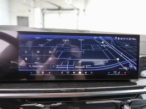 Used 2026 BMW X5 xDrive40i w/ M Sport Package image 14