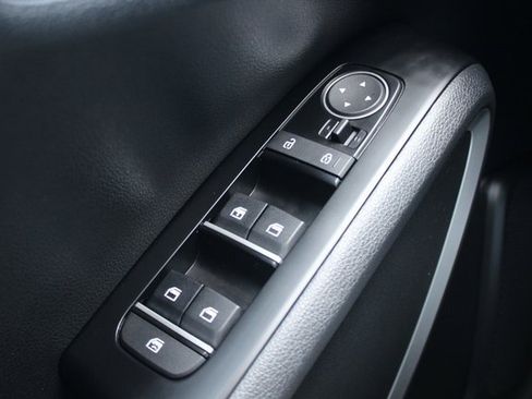 Used 2023 Kia Soul LX w/ LX Technology Package image 17