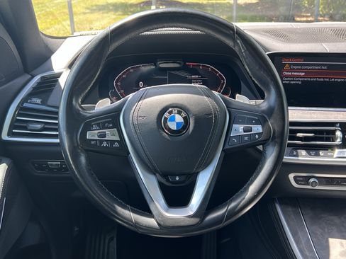 Used 2019 BMW X5 xDrive40i w/ Executive Package AWD/4WD image 18