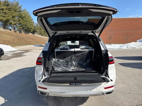 Used 2023 BMW X7 xDrive40i w/ Premium Package image 31