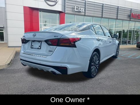 Certified 2023 Nissan Altima 2.5 SV w/ SV Premium Package AWD/4WD image 11