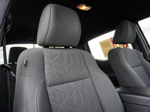 Used 2019 Toyota Tacoma TRD Off-Road image 32