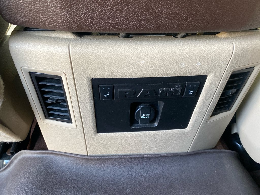 Used 2015 RAM 1500 Laramie w/ Convenience Group AWD/4WD image 23