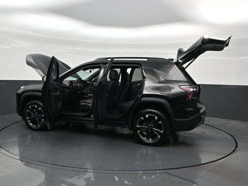 Used 2026 Chevrolet Equinox RS FWD image 39