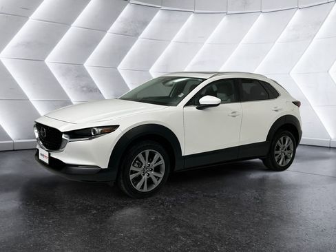 Used 2025 MAZDA CX-30 AWD 2.5 S w/ Preferred Package image 3