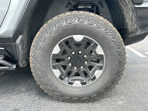 New 2025 GMC Hummer EV 3X w/ Extreme Off-Road Package image 24