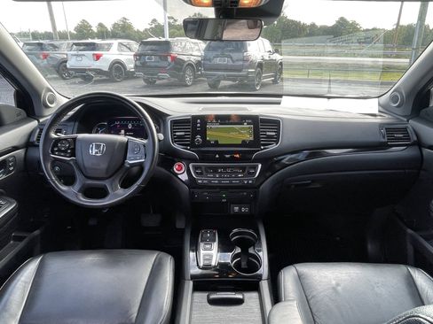 Used 2020 Honda Pilot Touring image 34