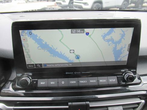 Used 2023 Kia Seltos EX image 28