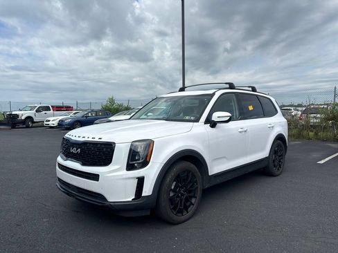 Certified 2022 Kia Telluride EX w/ EX Premium Package AWD/4WD image 7