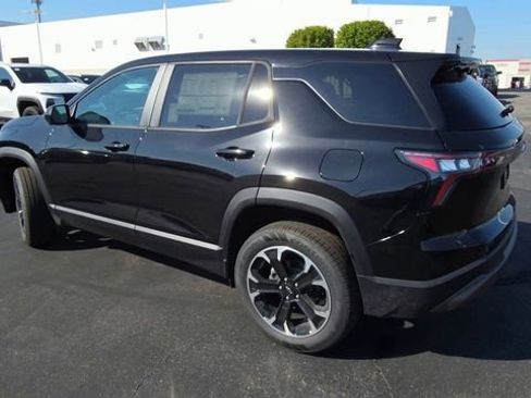 New 2026 Chevrolet Equinox LT w/ Convenience Package II image 6