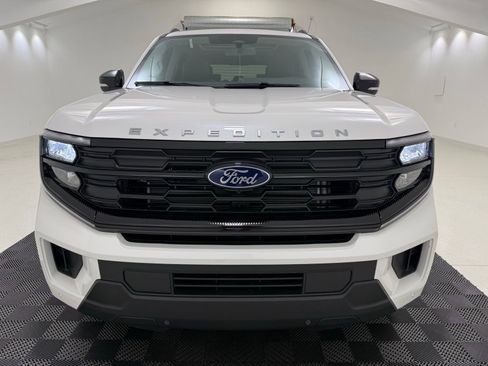 New 2026 Ford Expedition Active AWD/4WD image 2