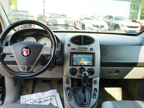 Used 2004 Saturn Vue AWD V6 w/ Leather Appointments Pkg image 14