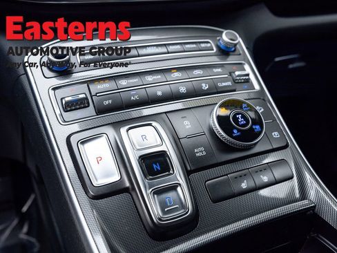 Used 2023 Hyundai Santa Fe SEL image 14