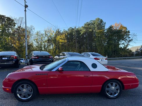Used 2003 Ford Thunderbird Deluxe image 5