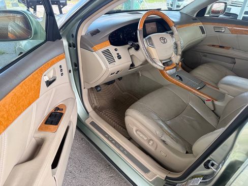 Used 2005 Toyota Avalon Limited FWD image 9