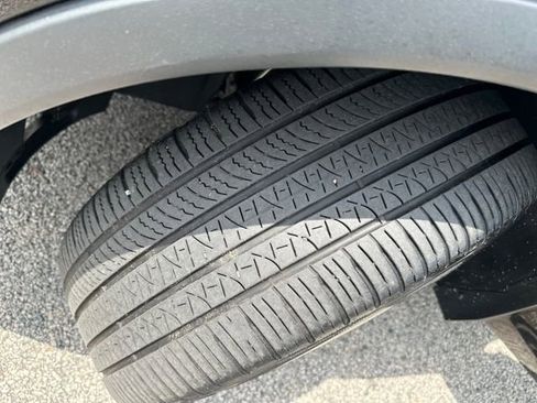 Certified 2023 Volkswagen Tiguan SEL R-Line AWD/4WD image 41