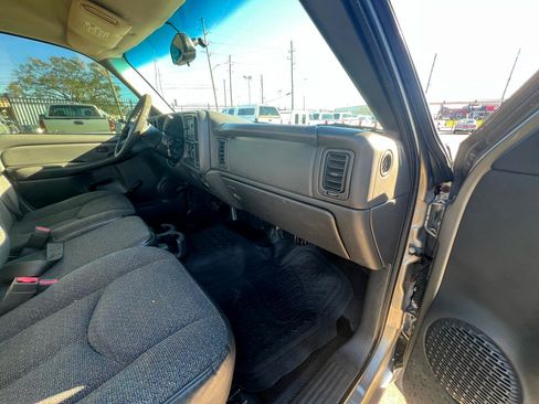 Used 2003 GMC Sierra 1500 W/T image 33