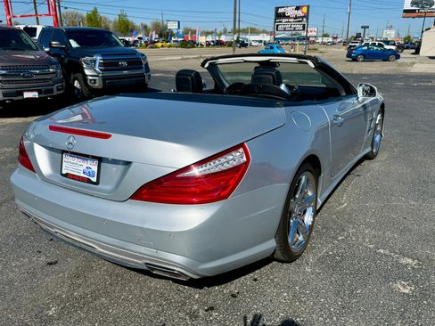 Used 2013 Mercedes-Benz SL 550 image 16