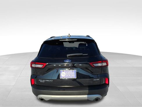 Used 2024 Ford Escape Platinum image 8
