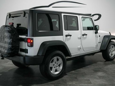Used 2015 Jeep Wrangler Unlimited Sport w/ Quick Order Package 24S AWD/4WD image 4