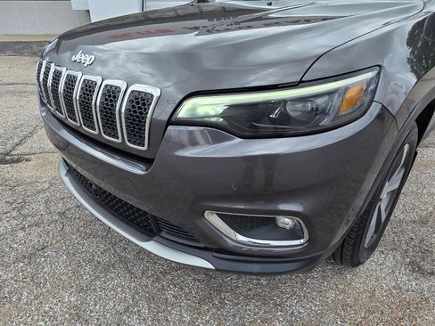 Used 2019 Jeep Cherokee Limited w/ Luxury Group AWD/4WD image 37