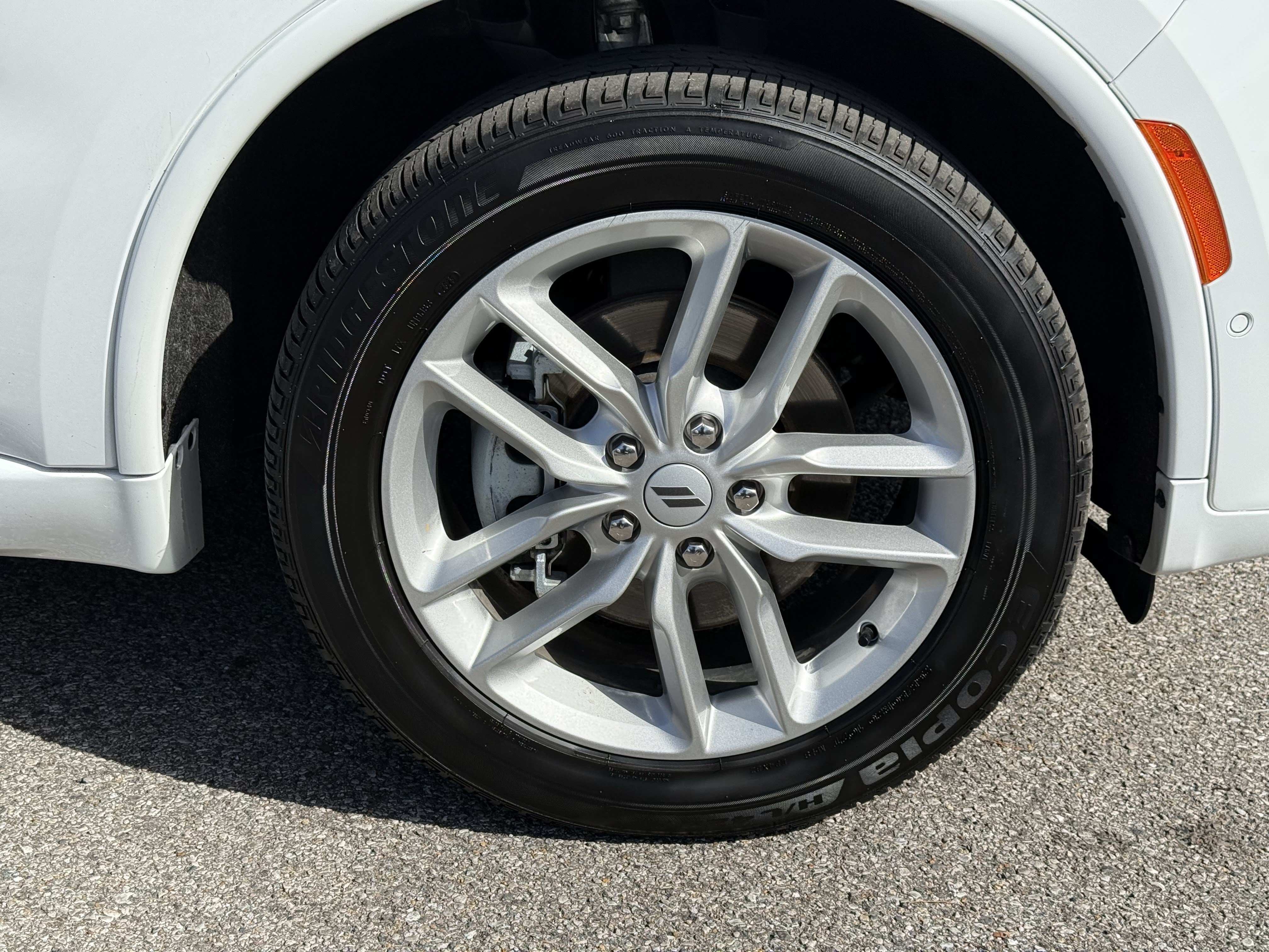 Used 2025 Dodge Durango GT AWD/4WD image 13