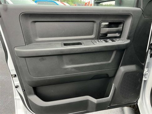 New 2025 RAM 2500 Tradesman image 19