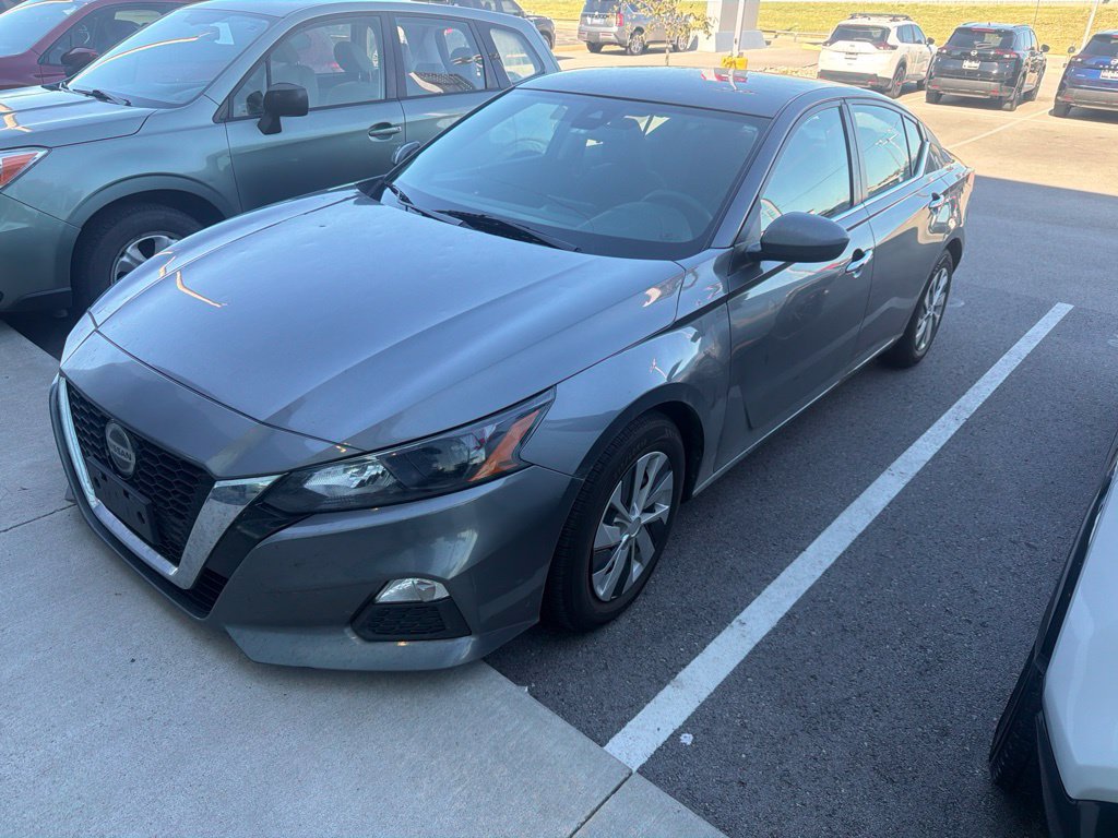 Used 2022 Nissan Altima 2.5 S FWD image 2