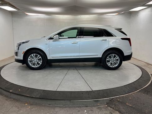 New 2025 Cadillac XT5 Luxury w/ LPO, Floor Liner Package image 2