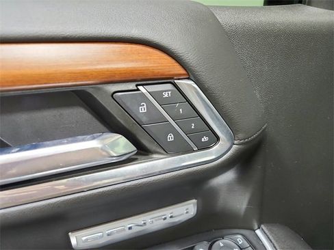 Used 2023 GMC Sierra 1500 Denali w/ Denali Reserve Package image 21