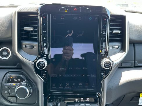 New 2026 RAM 1500 Big Horn AWD/4WD image 22
