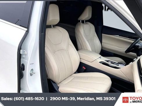 Used 2024 INFINITI QX60 Pure image 6