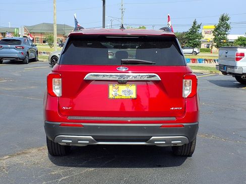Used 2023 Ford Explorer XLT w/ Equipment Group 202A AWD/4WD image 24