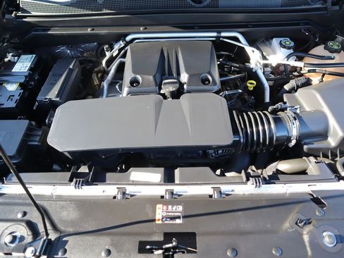 Used 2023 Chevrolet Colorado LT w/ LT Convenience Package image 28