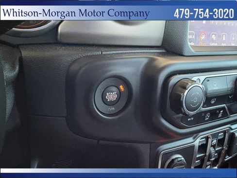 Used 2021 Jeep Gladiator Sport AWD/4WD image 18