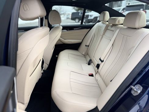 Used 2019 BMW 540i xDrive image 26