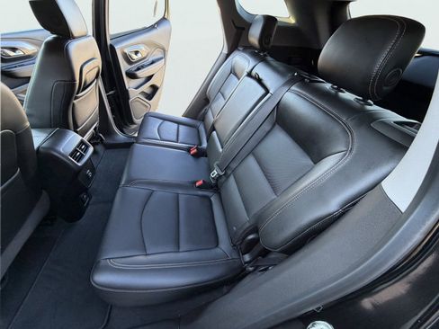 Used 2018 GMC Terrain SLT w/ Preferred Package image 17