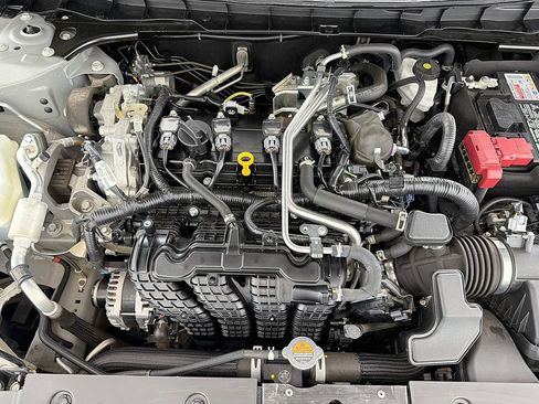 Used 2022 Nissan Altima 2.5 SR FWD image 15