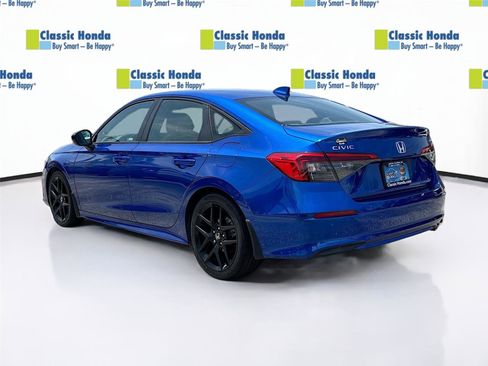 Certified 2023 Honda Civic Sport image 5