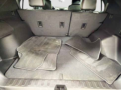 Used 2024 Chevrolet Equinox RS AWD/4WD image 27